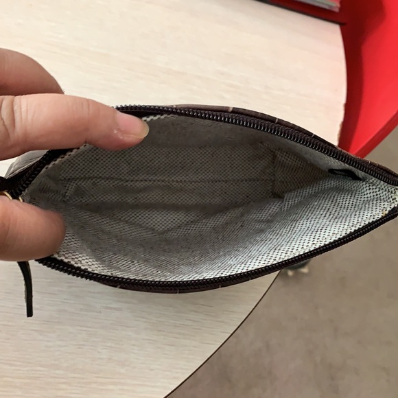 Dooney & Bourke (1) - Picture 4 of 6